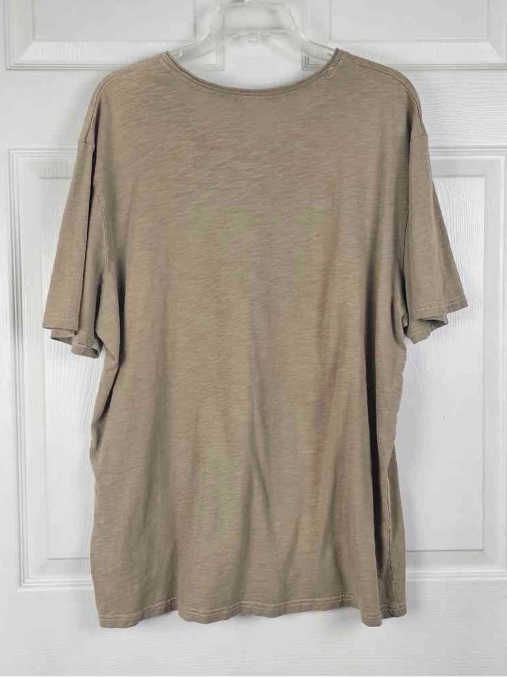 Khaki Short-Sleeve V-Neck Tee - Picture 2 of 5